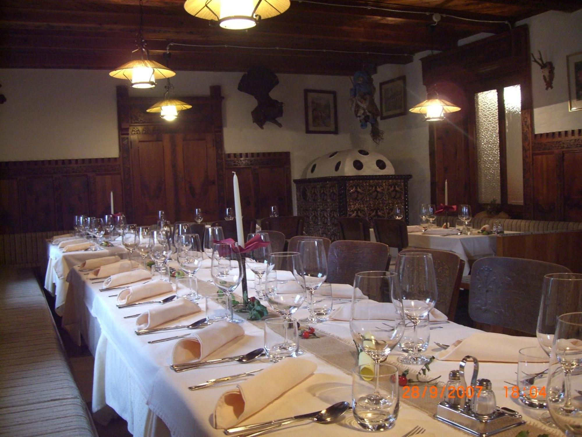 Hotel Restaurant Schaurhof Vipiteno Exterior photo