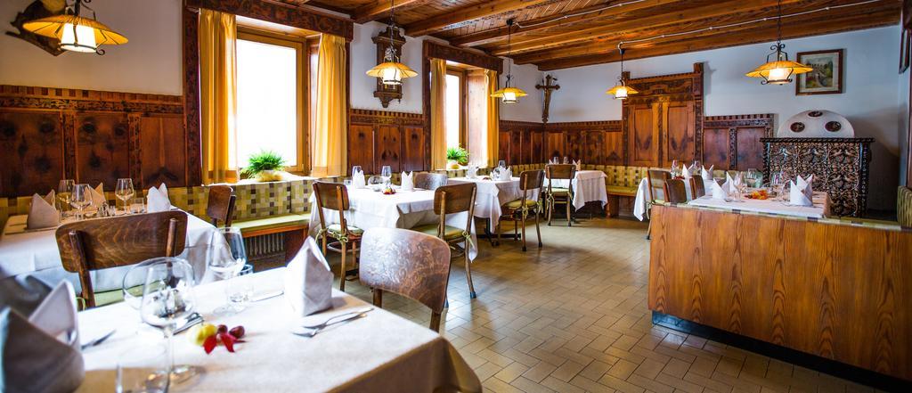 Hotel Restaurant Schaurhof Vipiteno Exterior photo